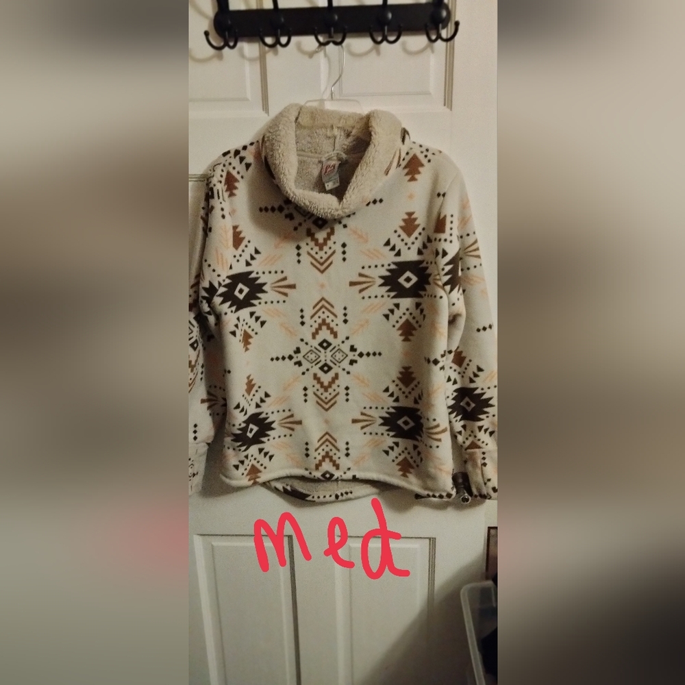 Avalanche Cream and Brown Patterned Sweatshirt